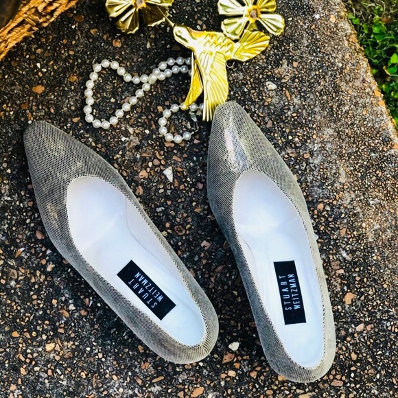 STUART WEITZMAN | 8.5 B | Gold Silver Cream Snake Low Pumps Kitten Heels Almond - Picture 10 of 16